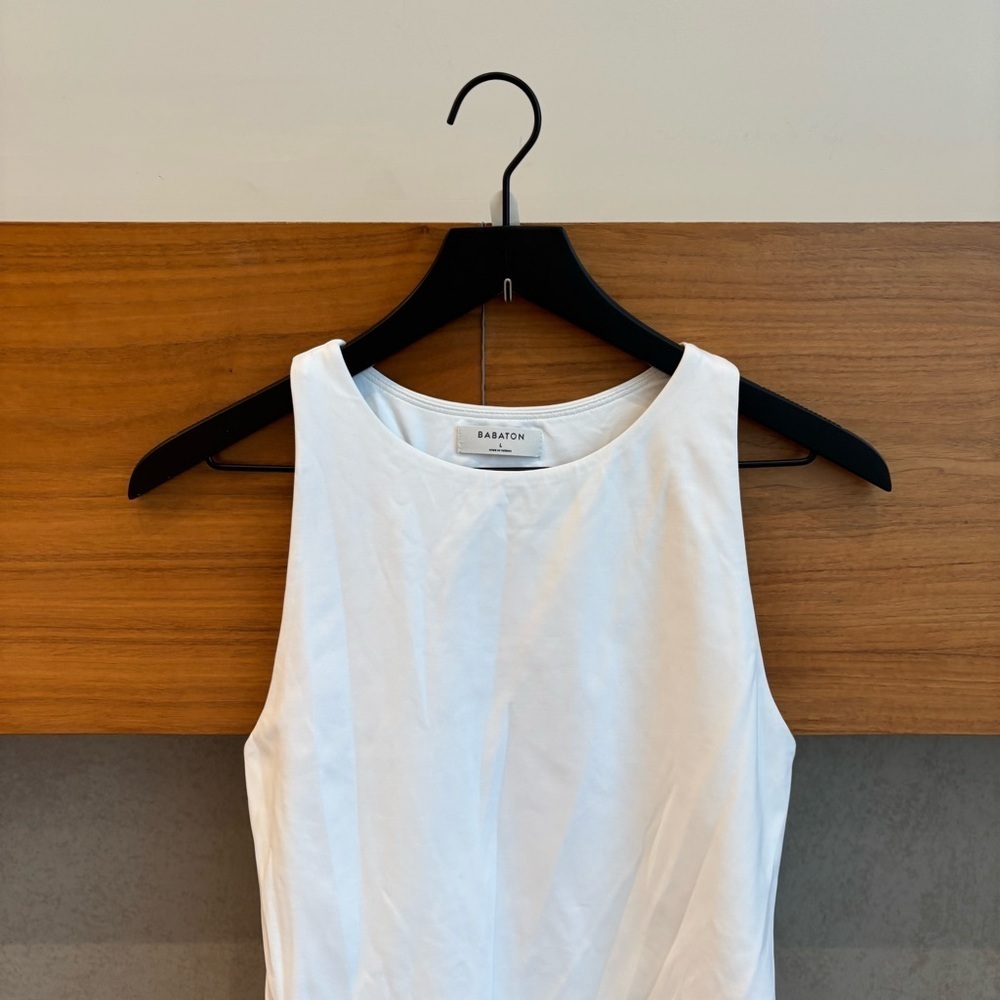 NWOT Babaton White Contour Crew Bodysuit, Size L - Picture 3 of 10